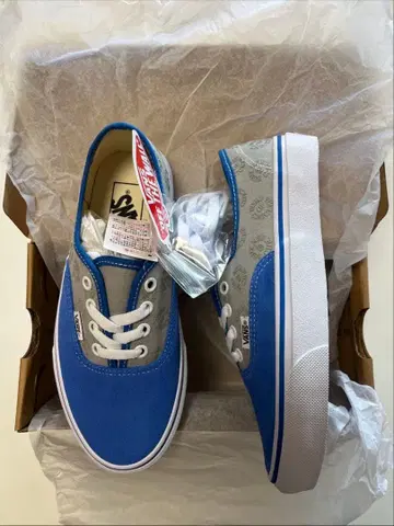 23cm 새상품 VANS BUMP OF CHICKEN 콜라보 스니커즈
