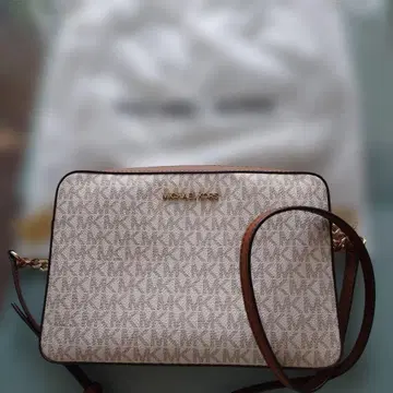 새상품 MICHAEL KORS 숄더백 MK 로고
