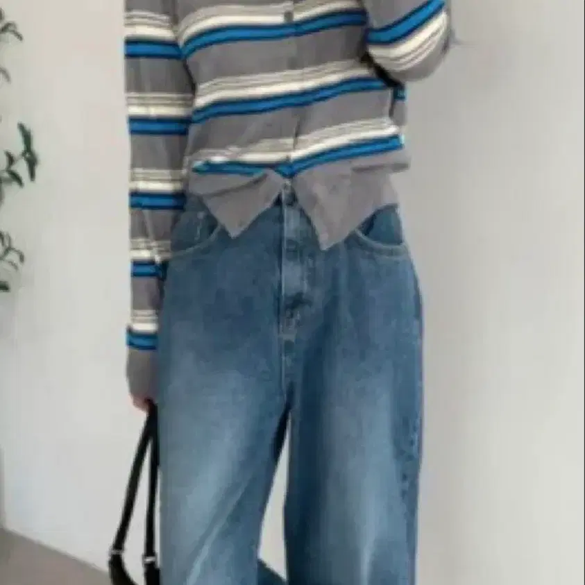 스트라이프 가디건