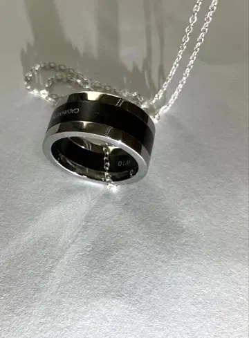 [ 새상품급 ] Calvin Klein 링 목걸이