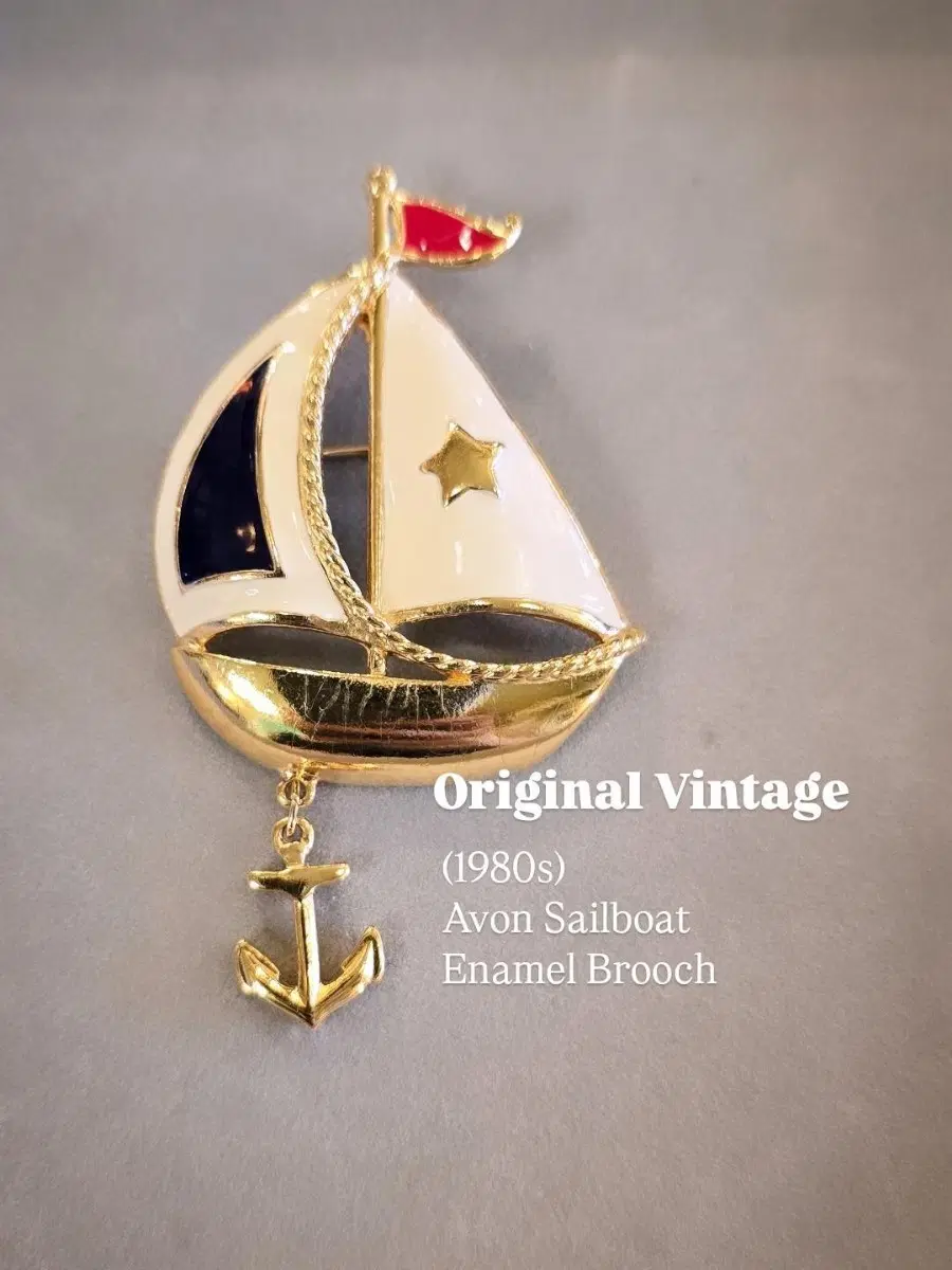 AVON 1980s Sailboat Enameled Brooch