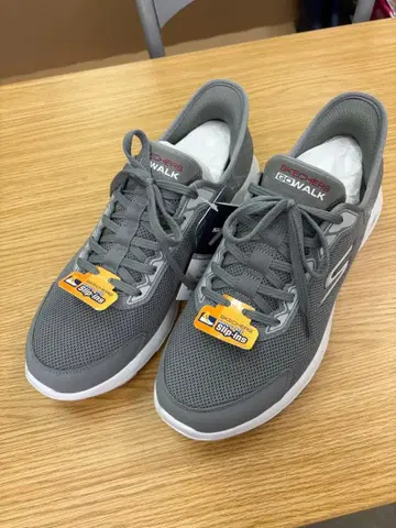 새상품 SKECHERS GO WALK MAX ALLAN Slip-ins