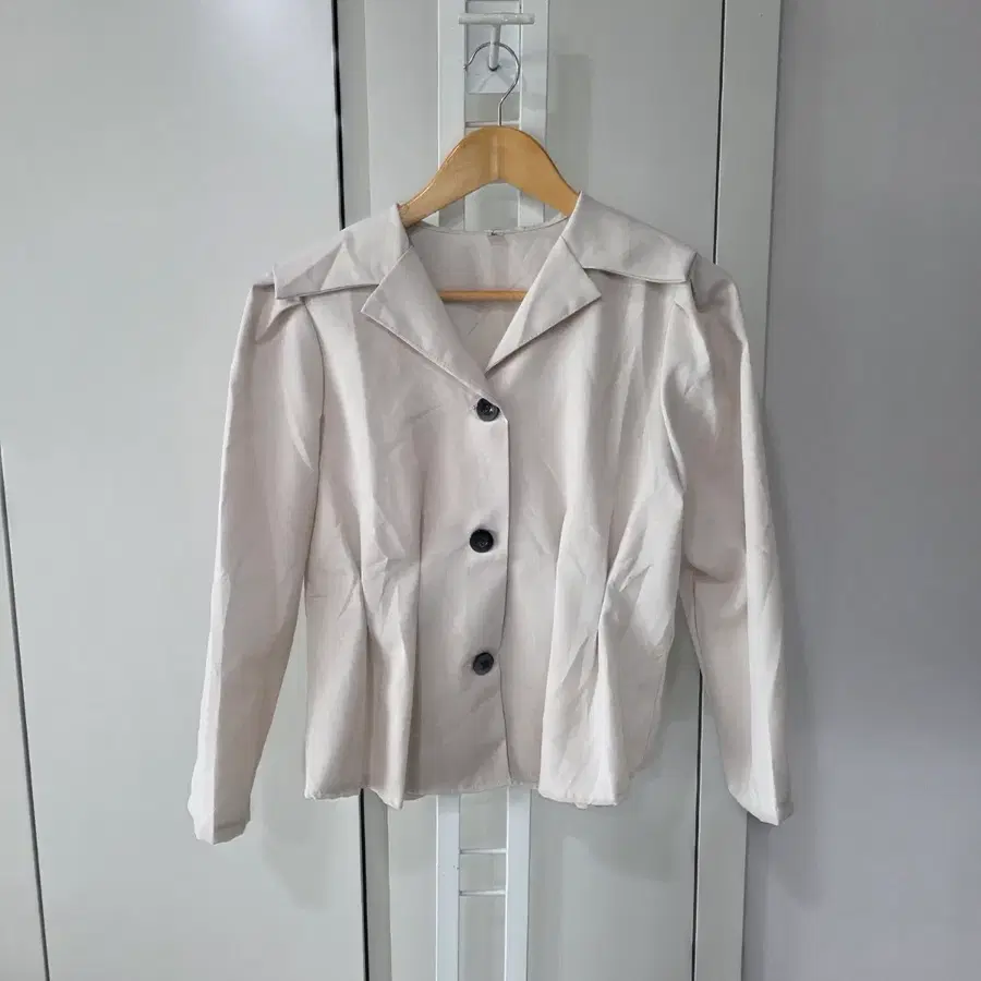 여성 정장 자켓 아이보리
