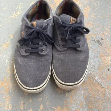 VANS 스니커즈