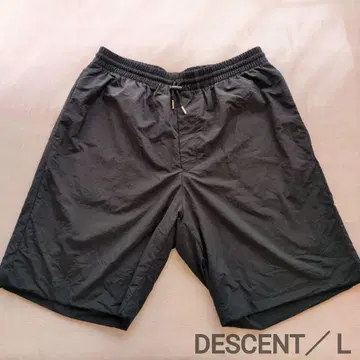 새상품급 DESCENTE 나일론 하프 팬츠 블랙 Lsize