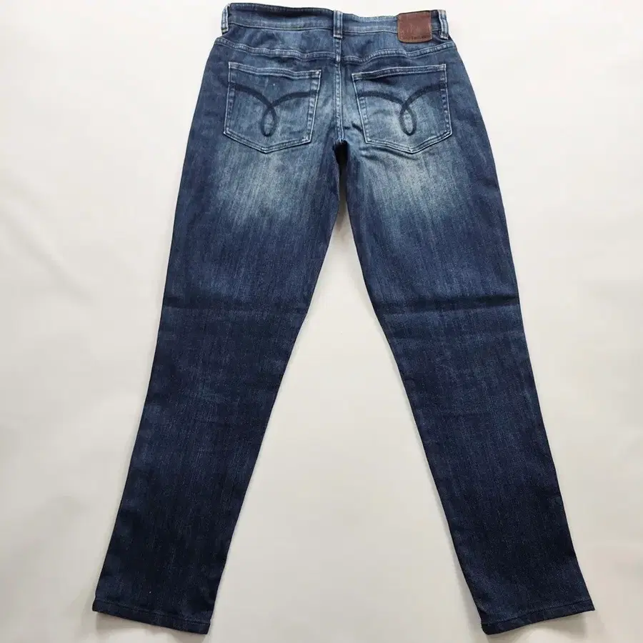 캘빈클라인 청바지 테이퍼드진 스판 데님 사이즈32 R6499