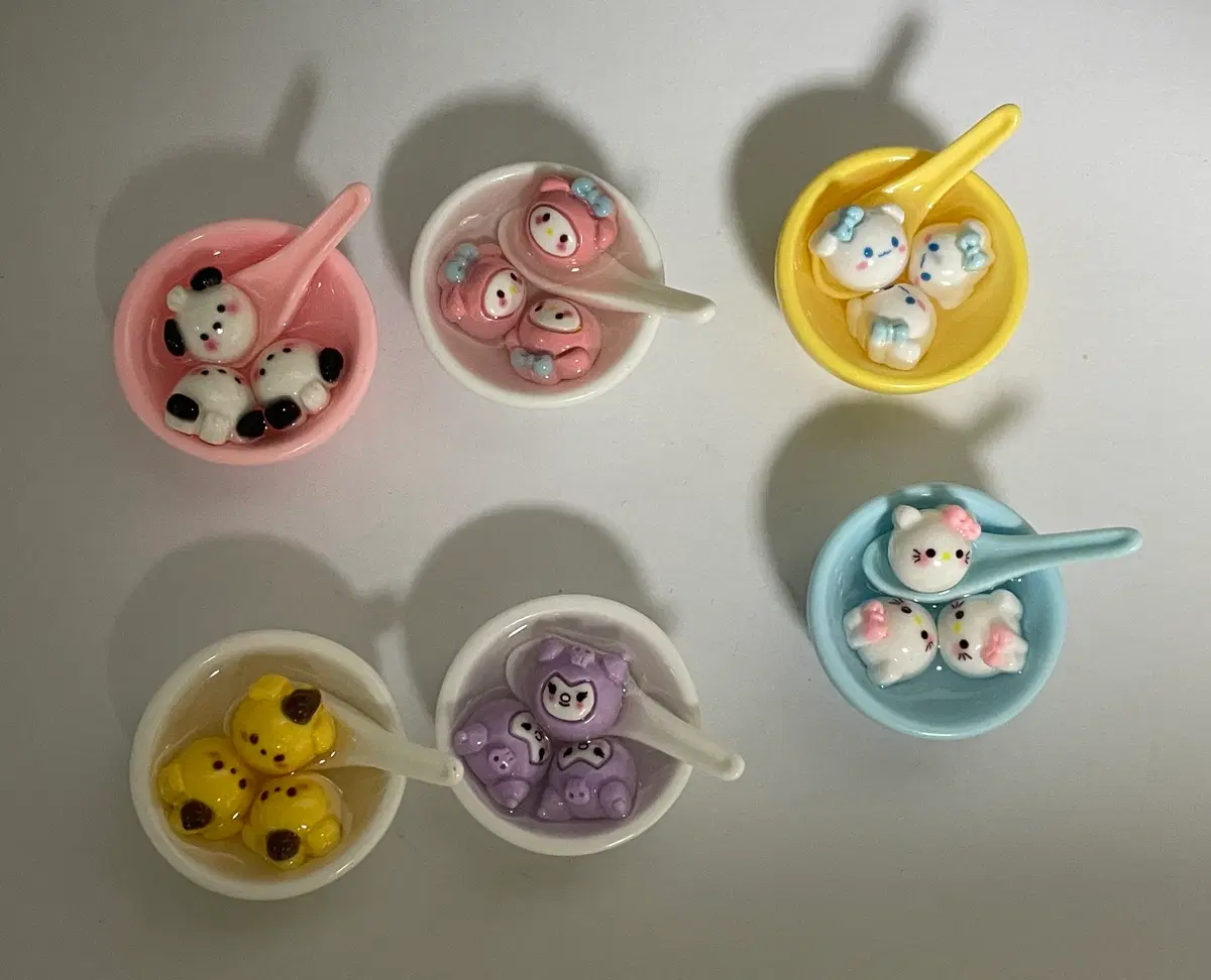 산리오 떡국 파츠 포차코 마멜 시나 키티 쿠로미 폼푸