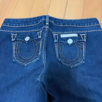 트루릴리젼 부츠컷 데님