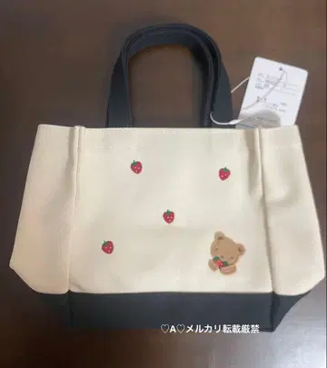 새상품 familiar 파미리아 후쿠오카 한정판 텐진 미니백 딸기 곰