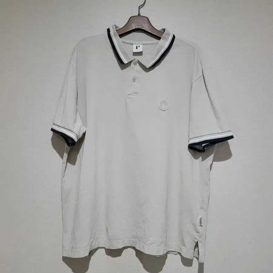 남성 카라티