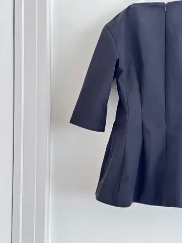 ZARA 페플럼 반팔 블라우스 블랙 XS