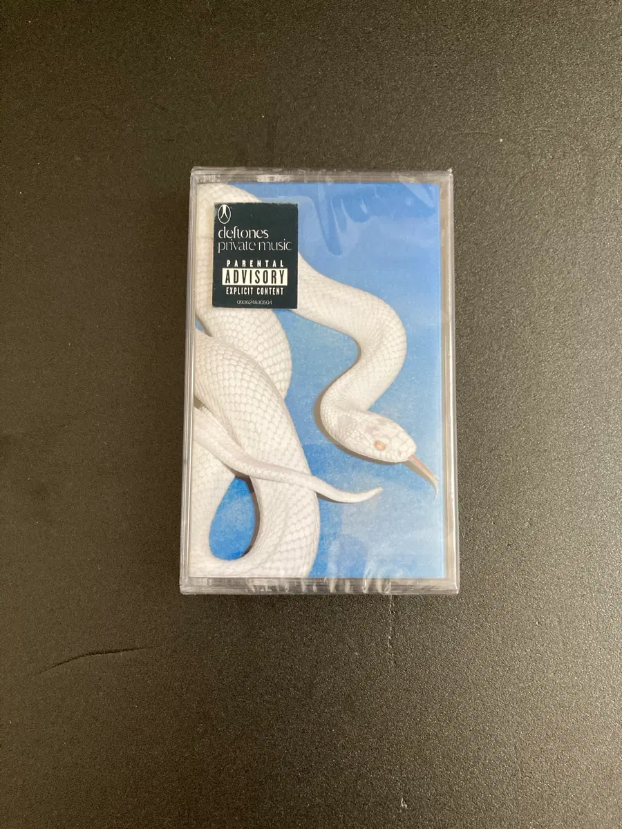 데프톤즈-Private Music 25년 US발매 미개봉카세트테입