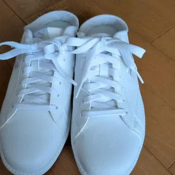 PUMA 화이트 뮬 스니커즈 24.5cm