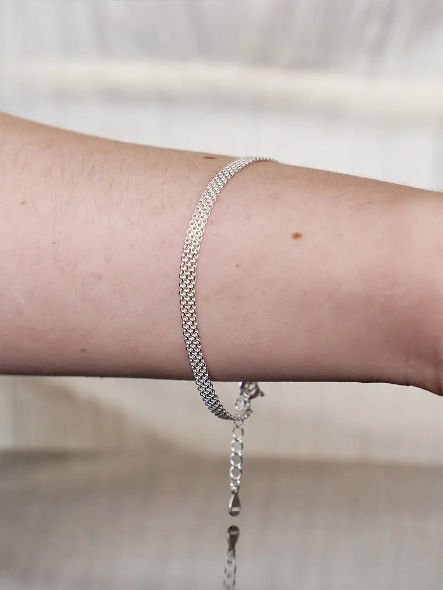 tou shine mesh chain bracelet