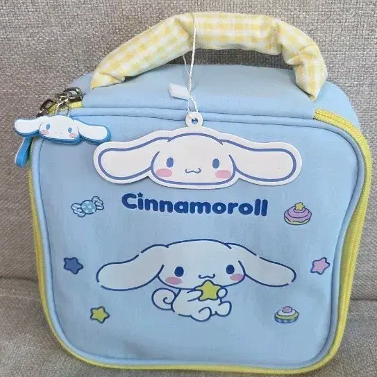 시나모롤  파우치