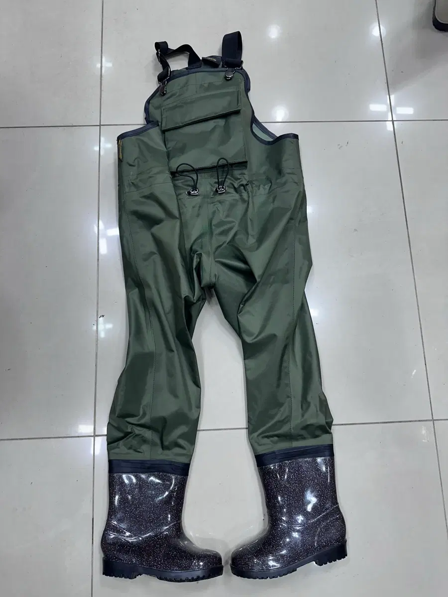 어린이 가슴장화 카키색 190