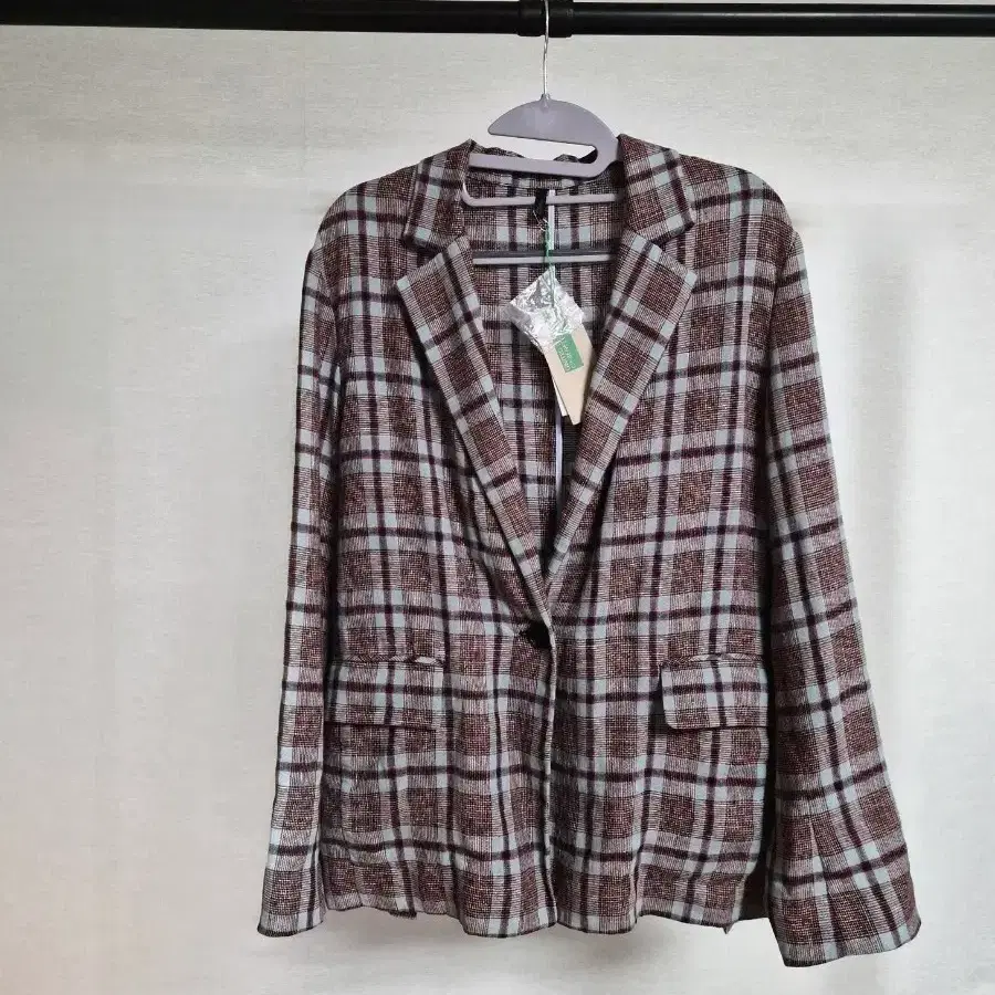 택새옷 베네통 정가 279000원 린넨혼방 체크 자켓