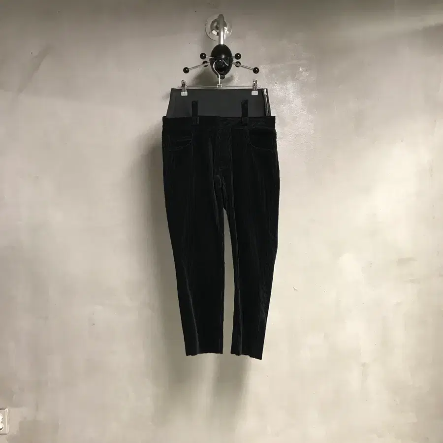 하이더아커만 코듀로이 팬츠 블랙 38(W)