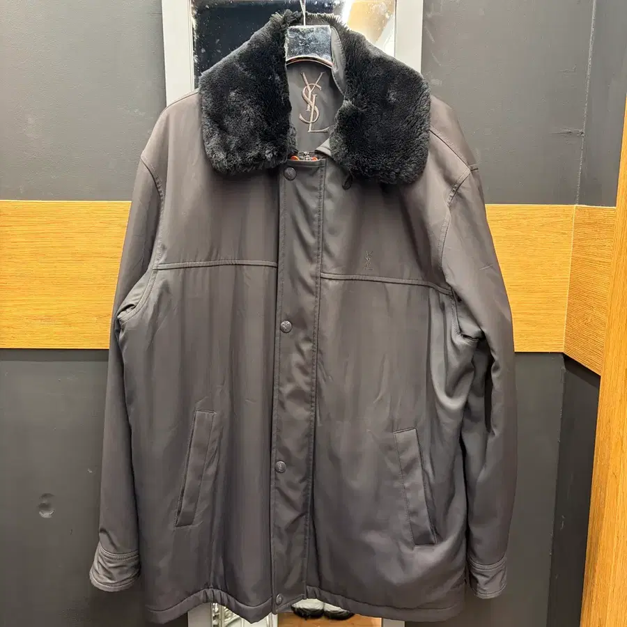 입생로랑YSL 제일모직 카라 퍼 자켓