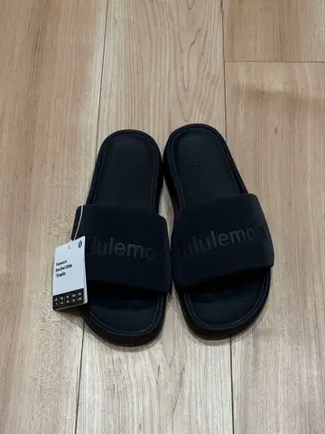 미사용 새상품 룰루레몬 Restfeel Slide 24cm