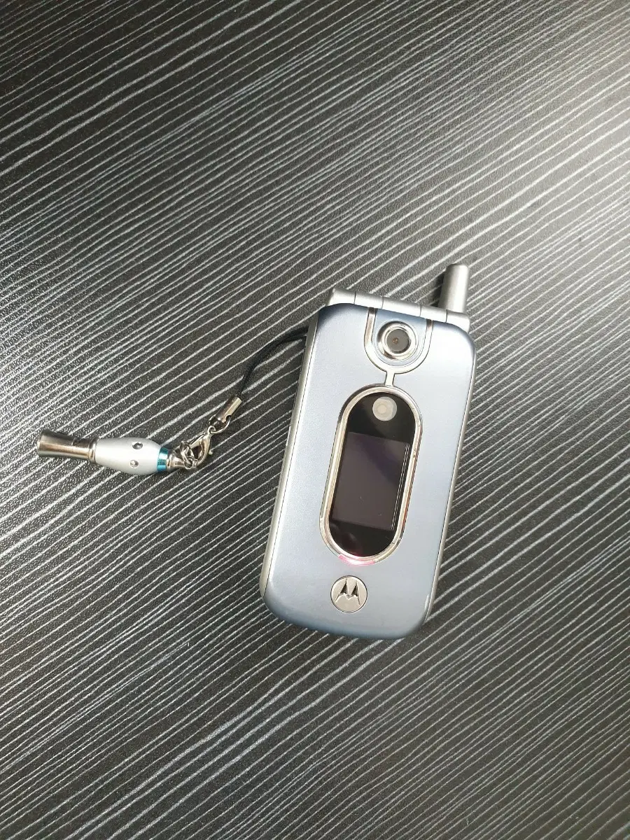 모토로라 MS250 퍼시픽블루 쇼미모토 폴더폰 옛날폰 소장폰