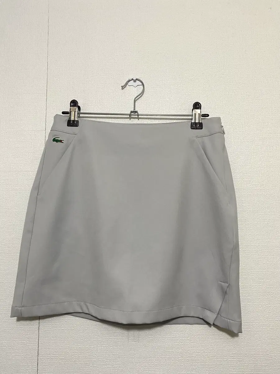 라코스테 골프 스커트