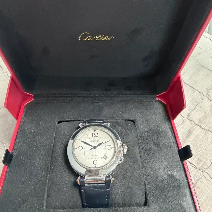 까르띠에 Cartier 파샤 드 41mm (가죽스트랩 2개) 사진 4