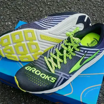 BROOKS Hyperion 러닝 28cm