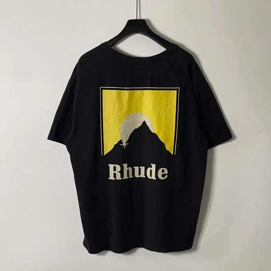 RHUDE 루드 그래픽 반팔티 (on.858)