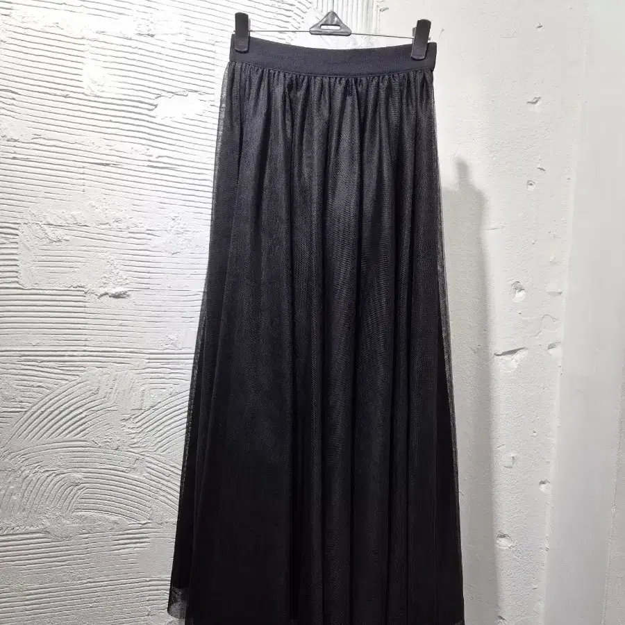 더로랑 블랙 레이스 롱스커트