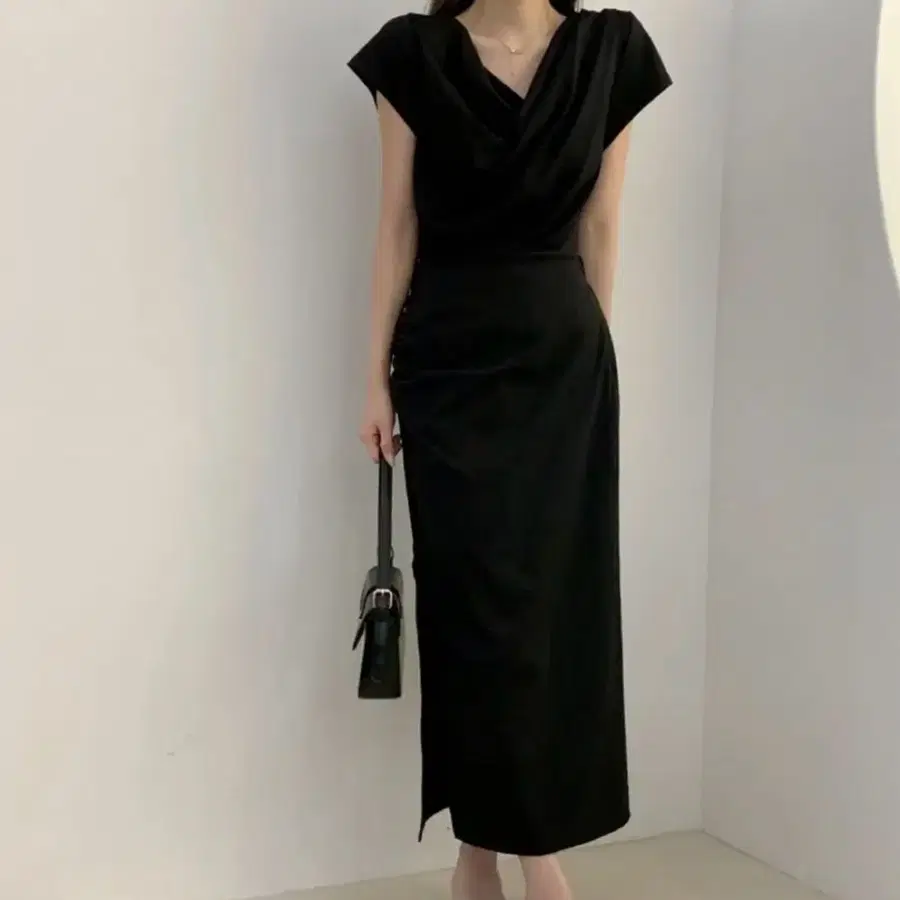 스판 블라우스 롱스커트 블랙 세트