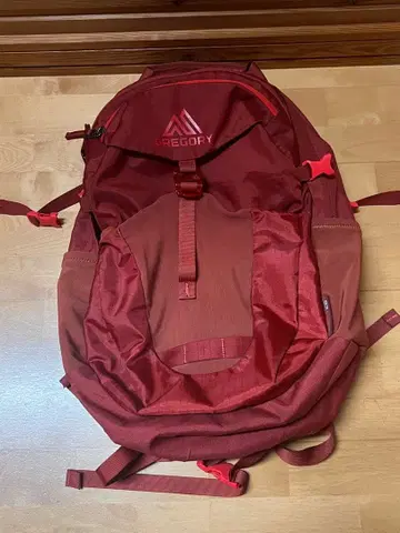 GREGORY SUCIA 28L Red