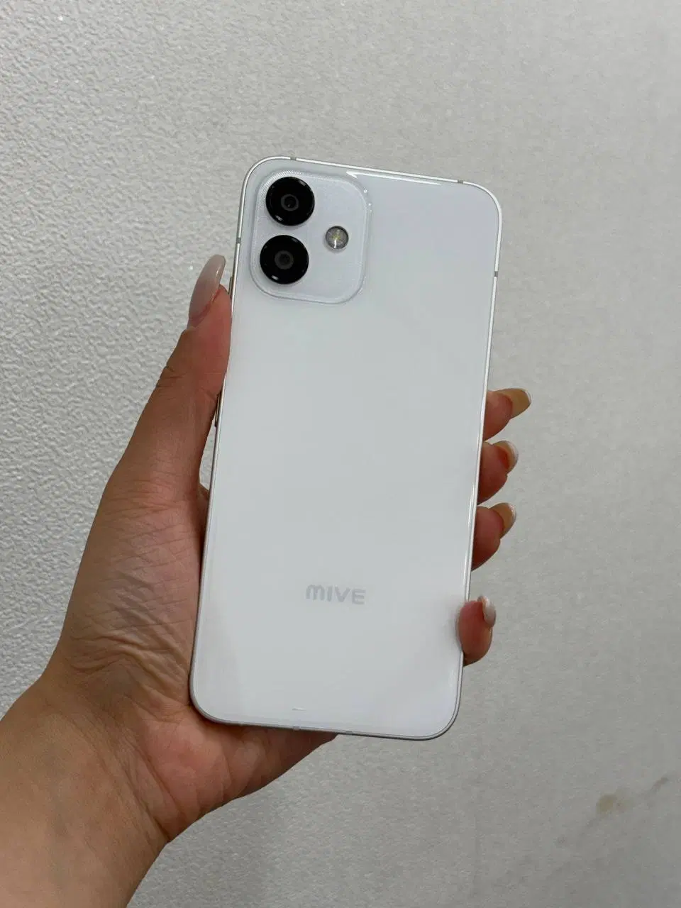 액정S급)젬폰포켓몬2 화이트 128GB Y1899