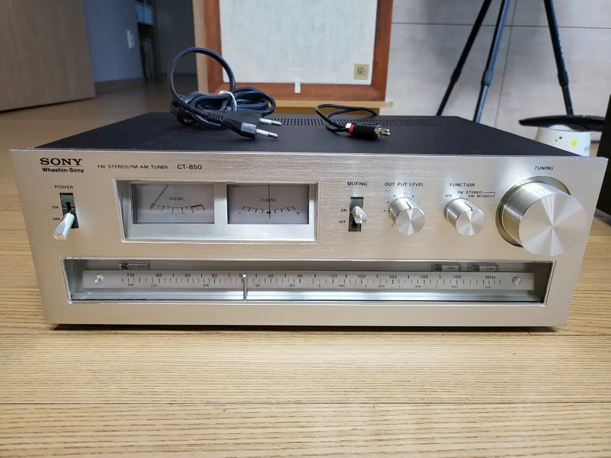 소니 CT-850 FM/AM 스테레오 튜너