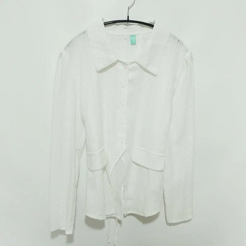펀칭 블라우스 F_M3201