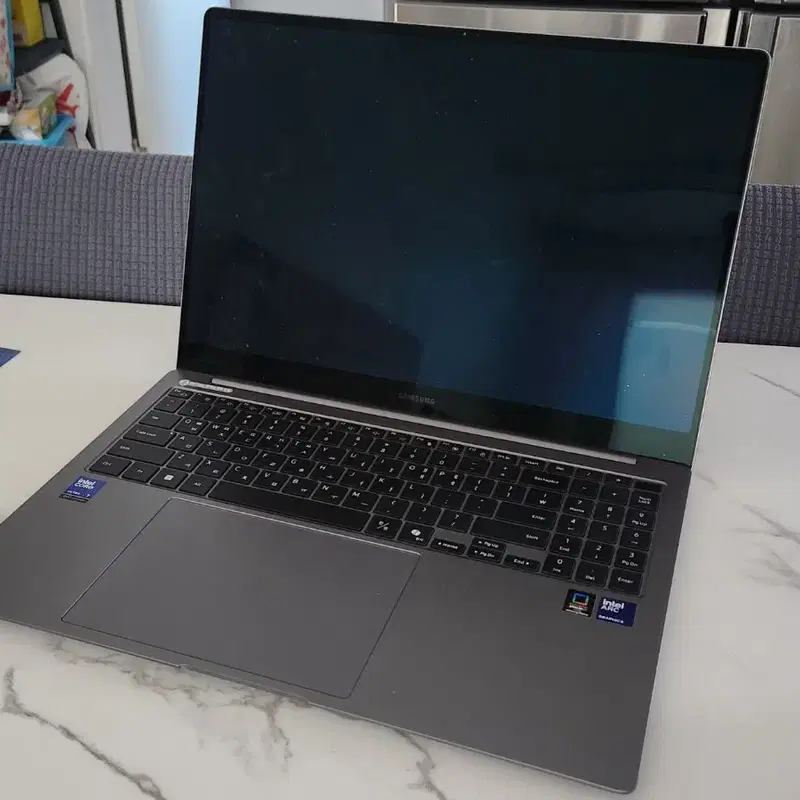 삼성 갤럭시북5 프로 16인치 32Gb 1Tb