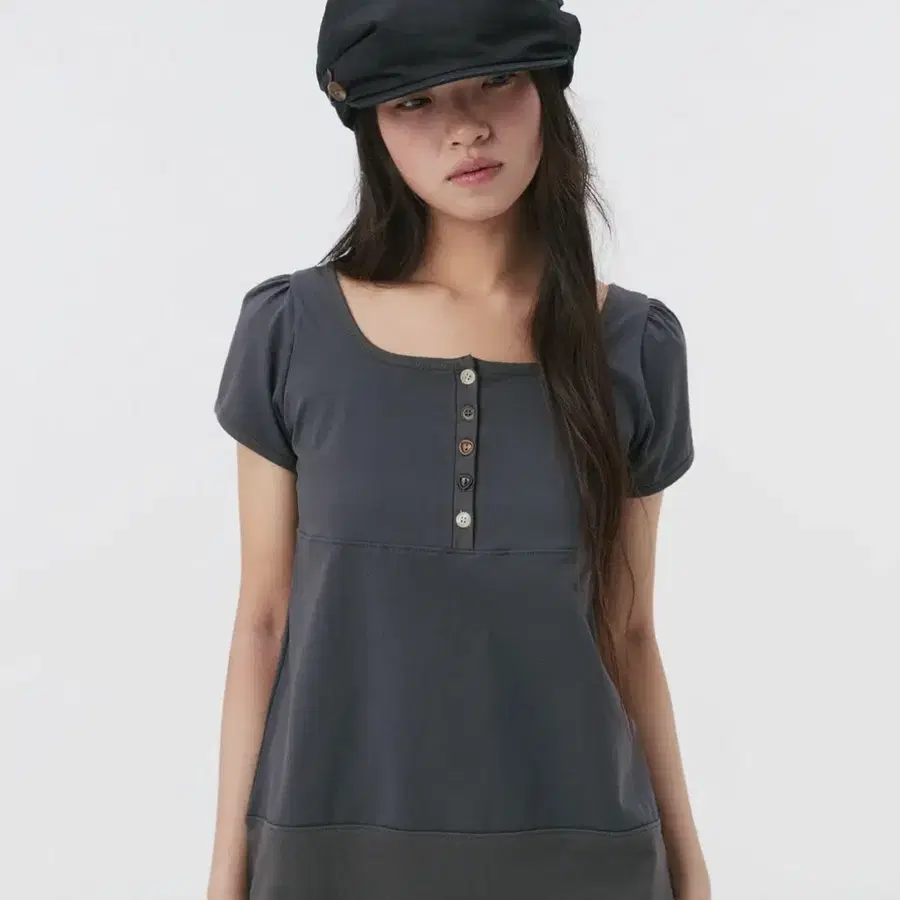[오헤시오] SQUARE NECK JERSEY BLOUSE, CHARCO