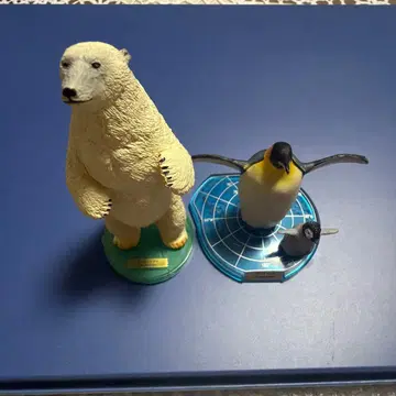 타카라토미아츠 황제펭귄 북극곰 피규어 가챠가챠