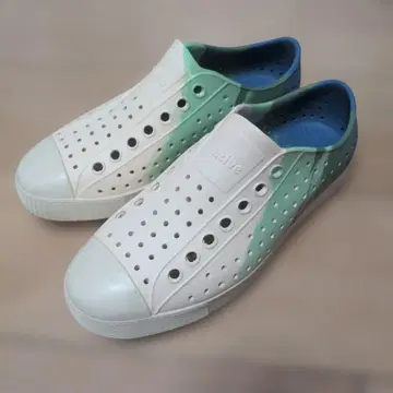 Native Shoes 제퍼슨 블루 23.5 슬립온