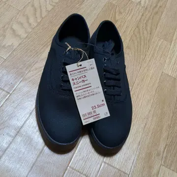 무인 캔버스 스니커즈 블랙 23.5cm 택 포함 새상품