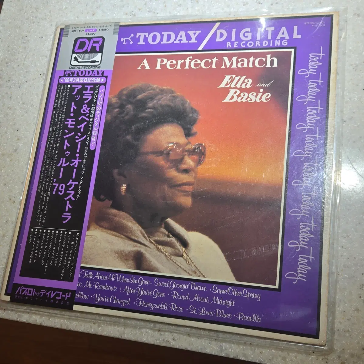엘라피츠제럴드 LP -  Ella and Basie