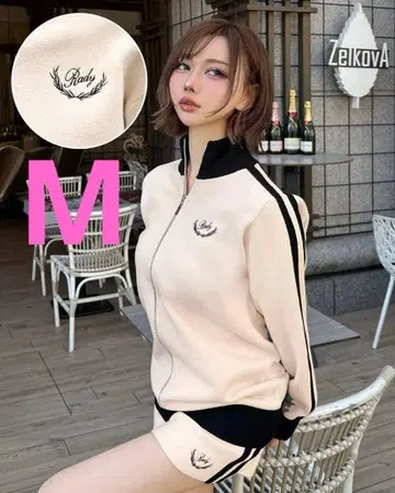 Rady 사이드 라인 셋업 베이지 M