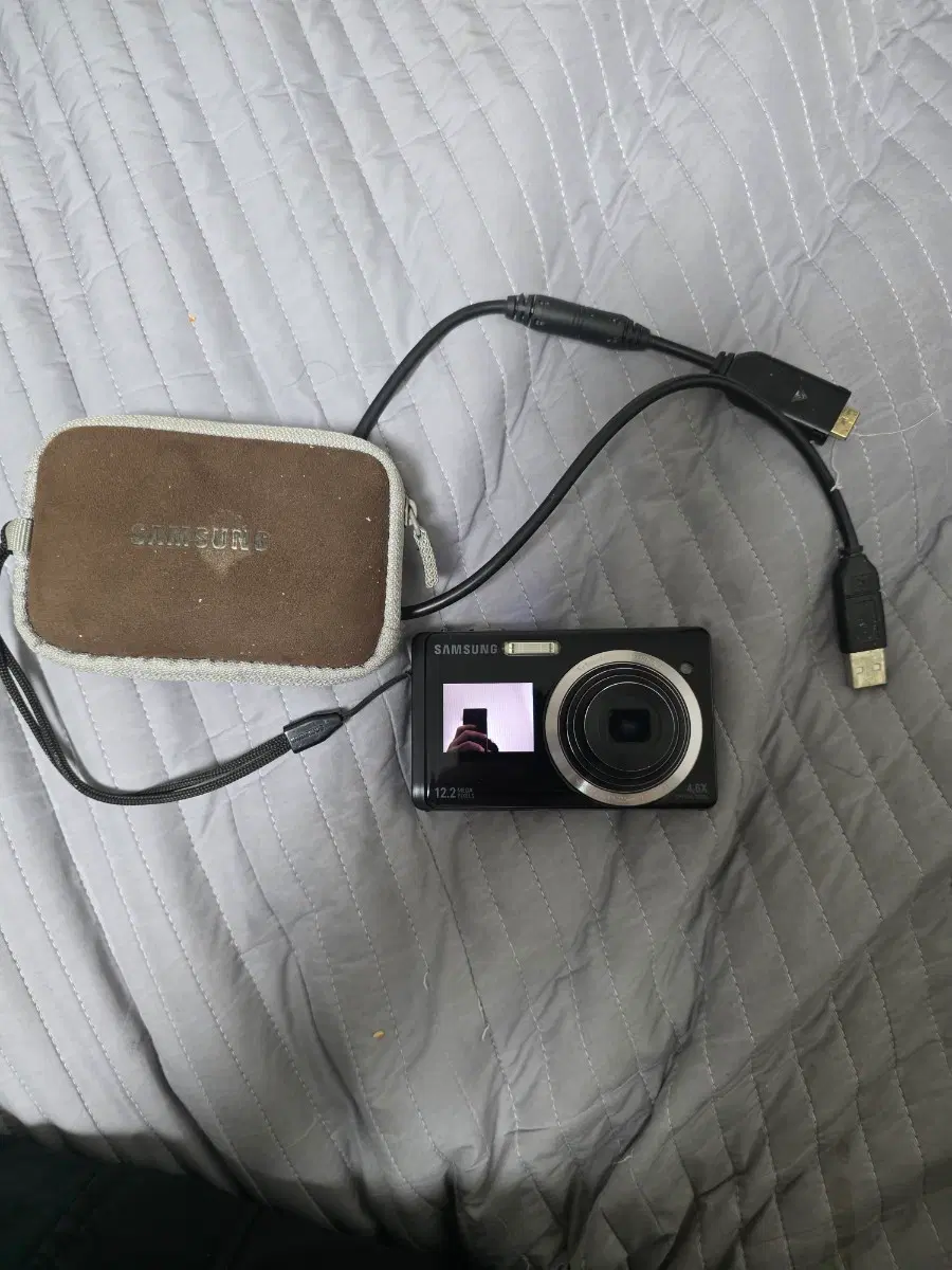 삼성 VLUU ST55D 디지털카메라