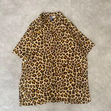H&M 레오파드 무늬 표범 무늬 셔츠 오픈 카라 L 사이즈 반팔