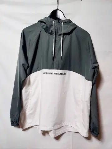 UNDER ARMOUR 하프 지퍼 나일론 자켓