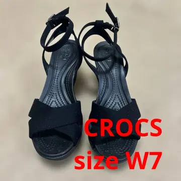 CROCS 샌들