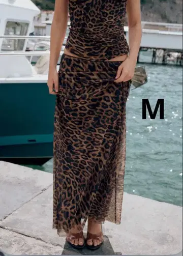 ZARA 자라 애니멀 무늬 샤샤 스커트 새상품, 미사용