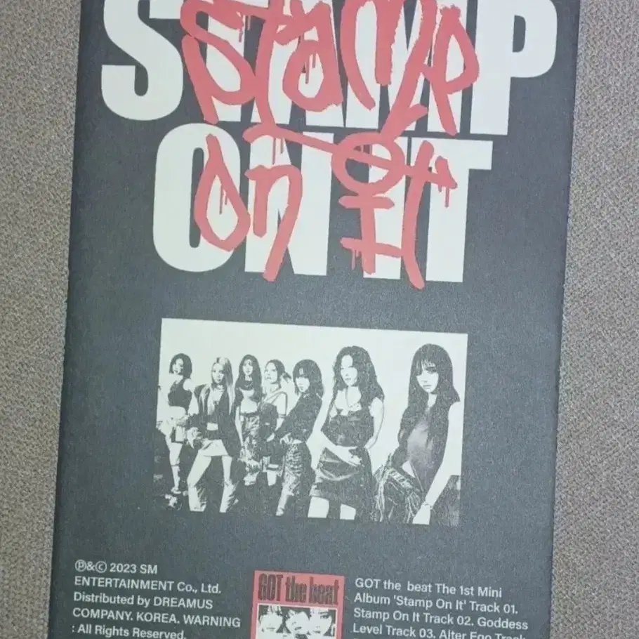 Shop red velvet signed on Bunjang Global Site - No more Korean