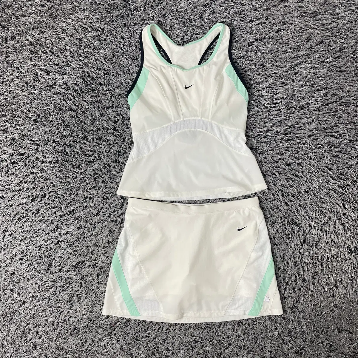 NIKE 나이키 여성 테니스 탱크탑 스커트 세트 L