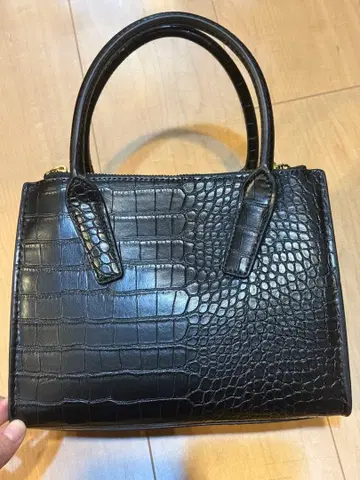 ZARA 핸드백